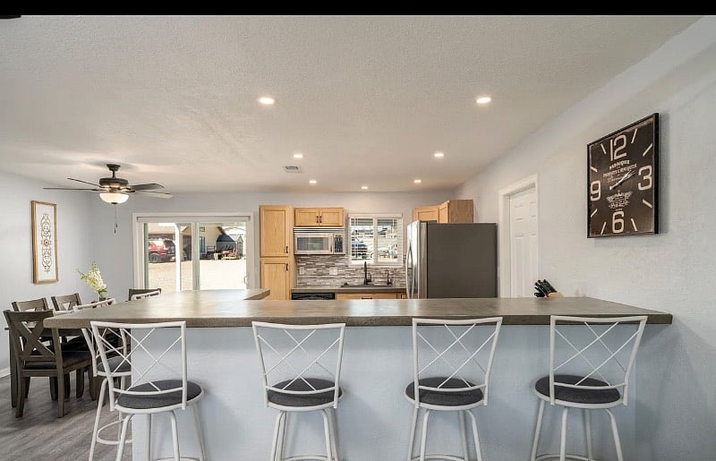 Furnished Finder property 575522_1 photo 4