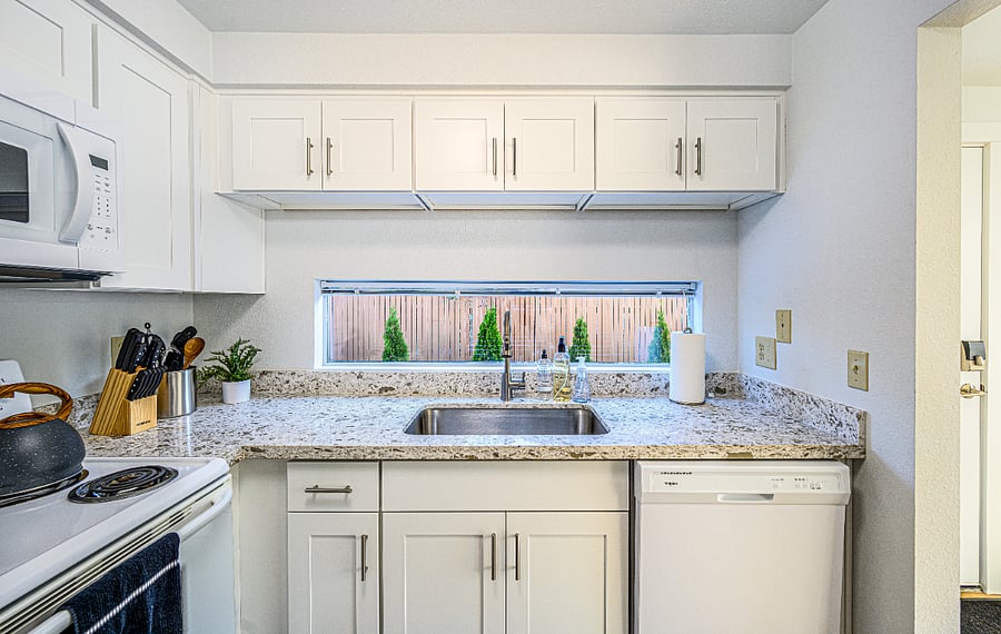 Furnished Finder property 575624_1 photo 16