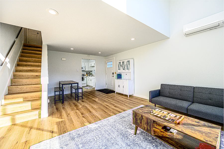 Furnished Finder property 575624_1 photo 3