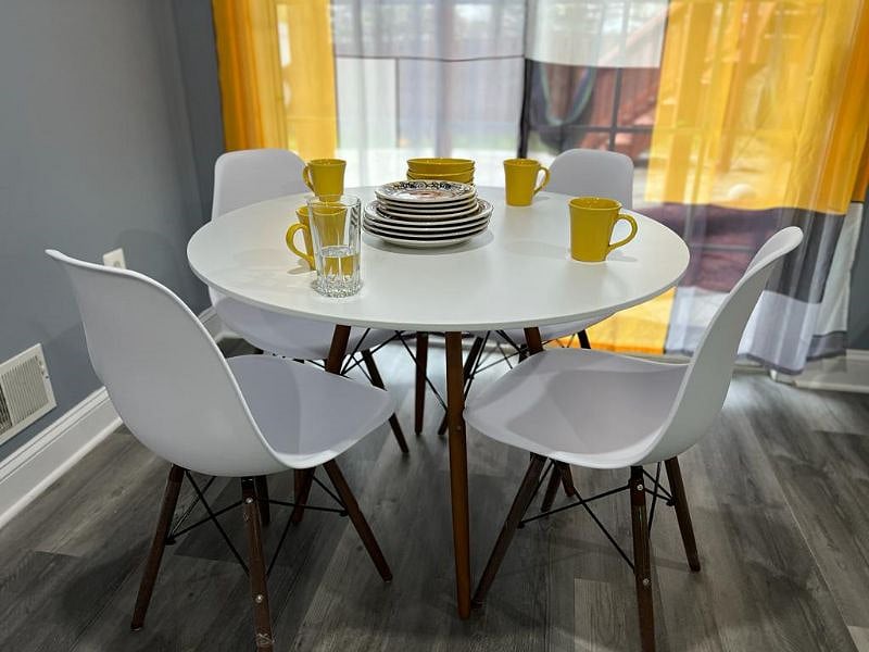 Furnished Finder property 575644_1 photo 8