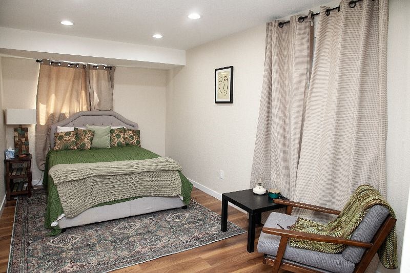 Furnished Finder property 575649_1 photo 11