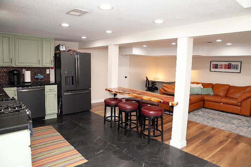 Furnished Finder property 575649_1 photo 15