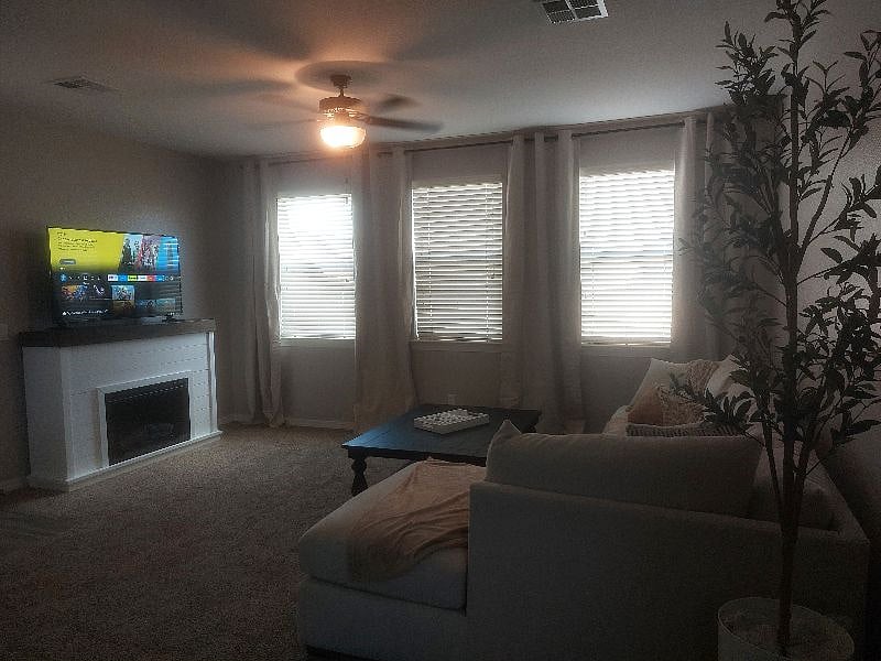 Furnished Finder property 575658_1 photo 4