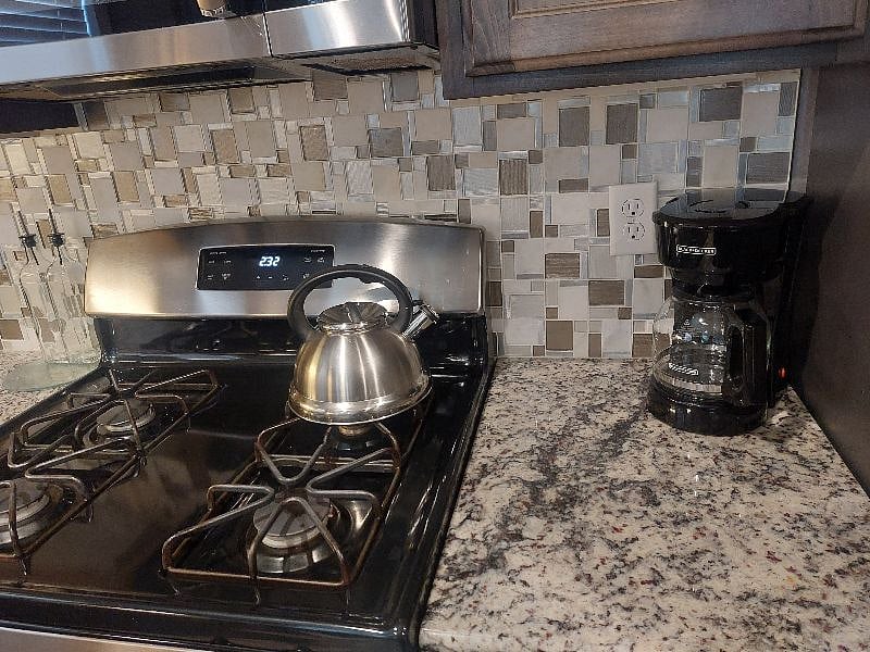 Furnished Finder property 575658_1 photo 15