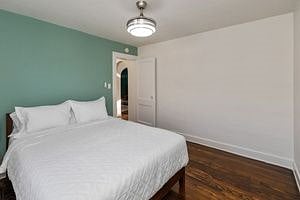 Furnished Finder property 575659_1 photo 3