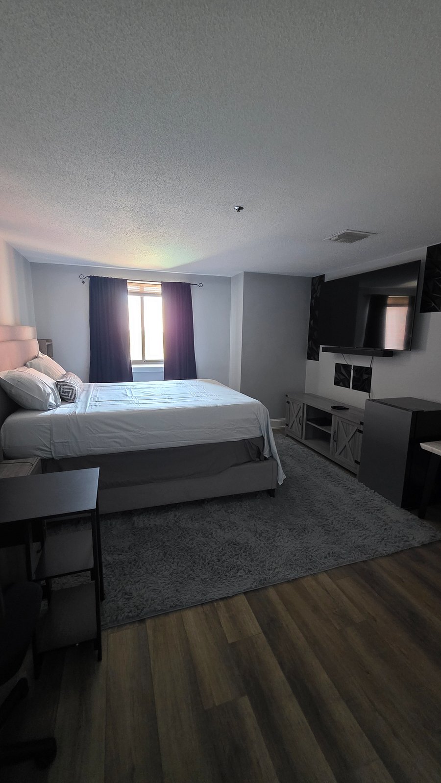 Furnished Finder property 575662_1 photo 17