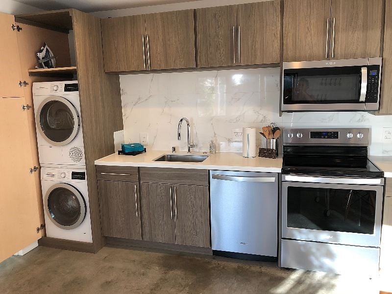 Furnished Finder property 575676_1 photo 5