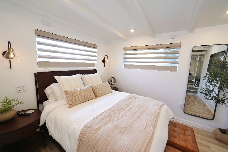 Guest bedroom