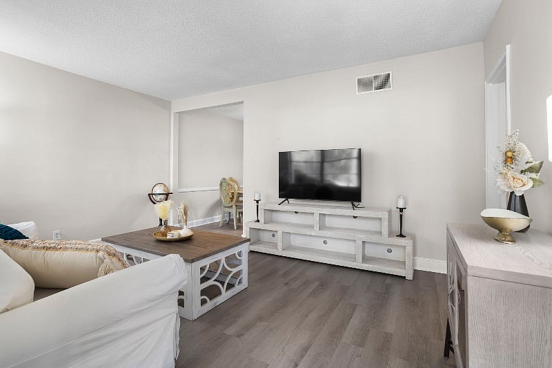 Furnished Finder property 575696_1 photo 5