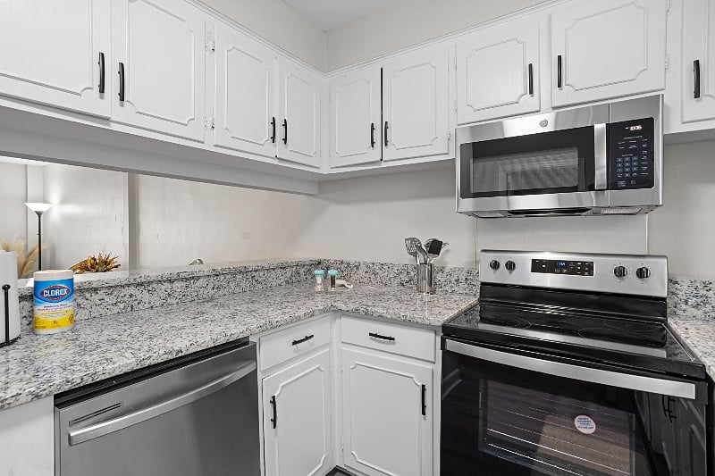 Furnished Finder property 575696_1 photo 11