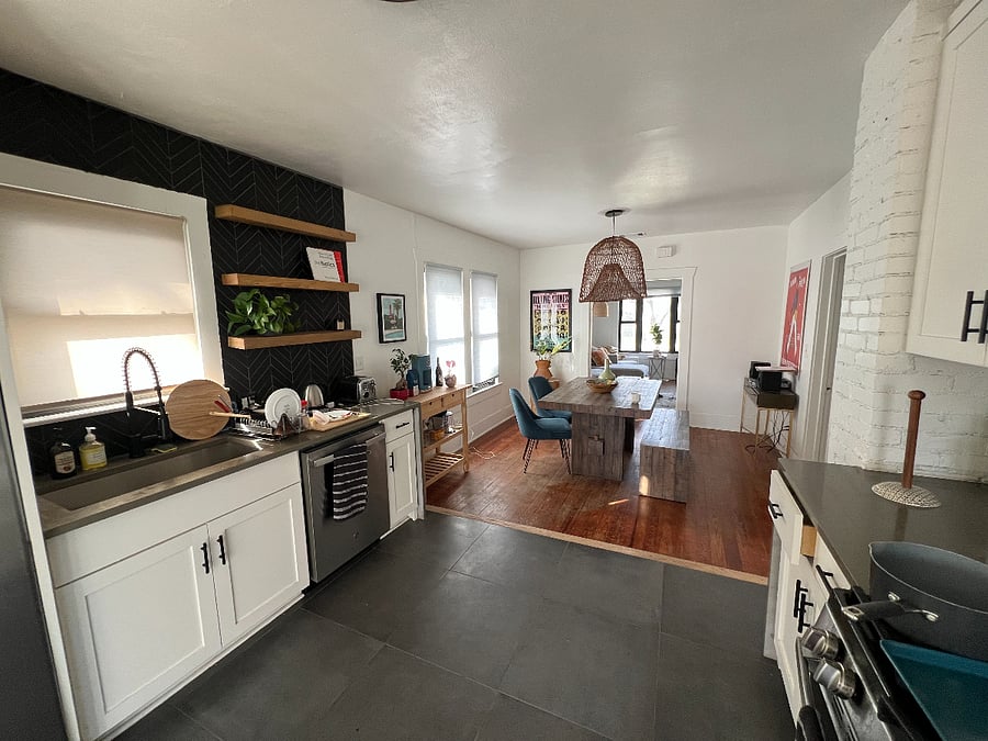 Furnished Finder property 575708_1 photo 8