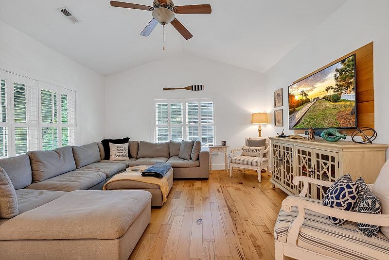 Comfortable family room with oversized sectional sofa. Smart TV allows you to relax with your favorite streaming services!