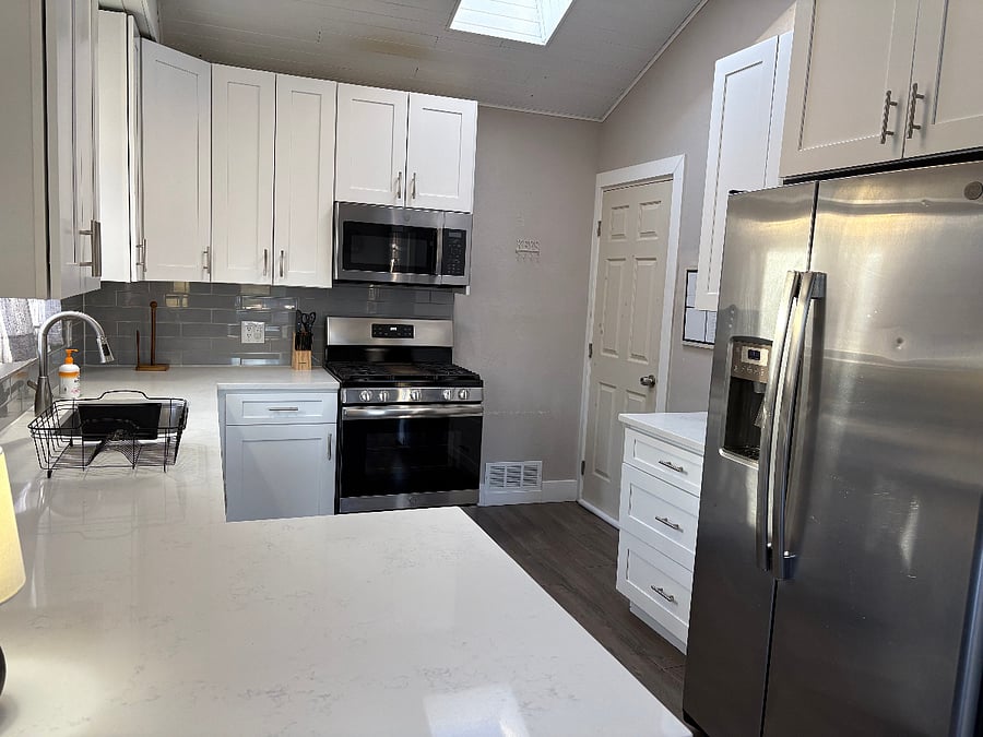 Furnished Finder property 575778_1 photo 3