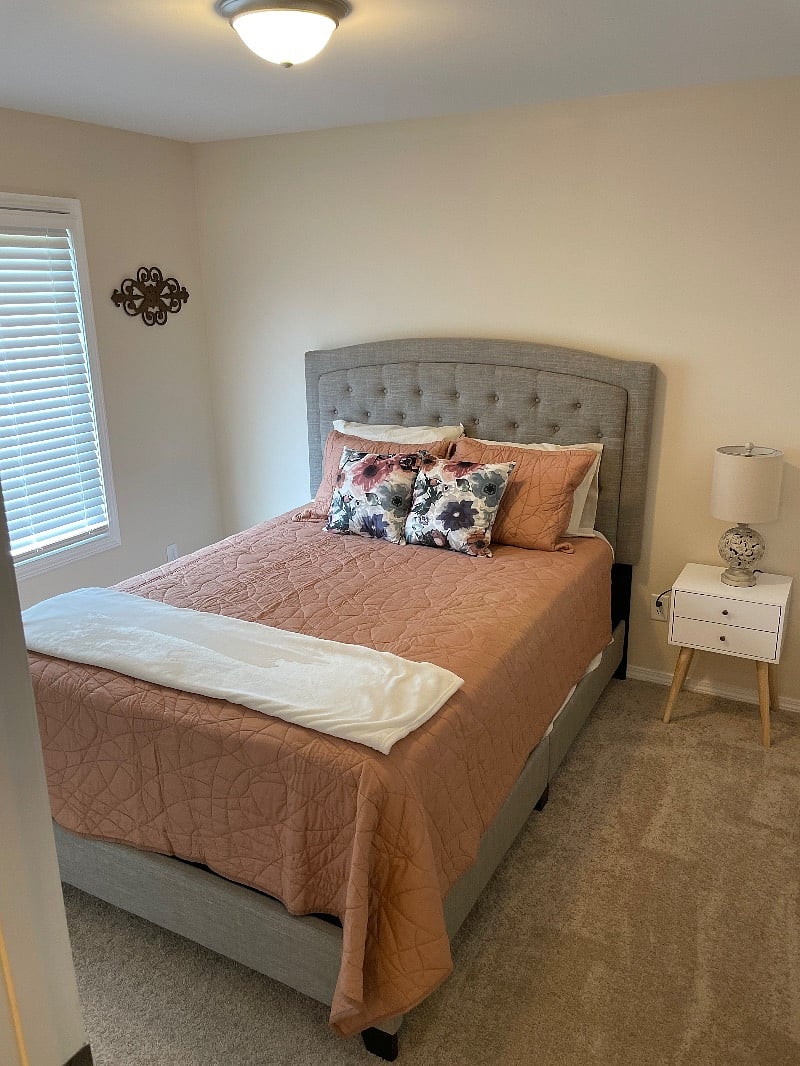 Furnished Finder property 575782_1 photo 12