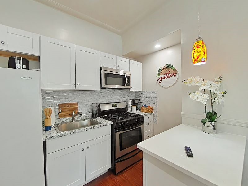 Furnished Finder property 575801_2 photo 5