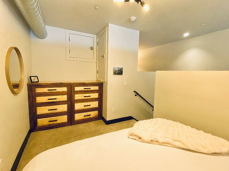 Furnished Finder property 575802_1 photo 18