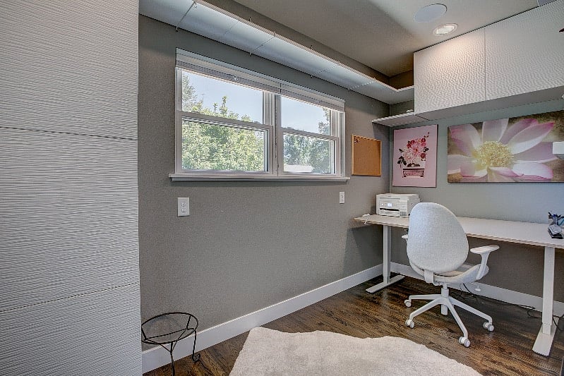 Office attached to the primary bedroom