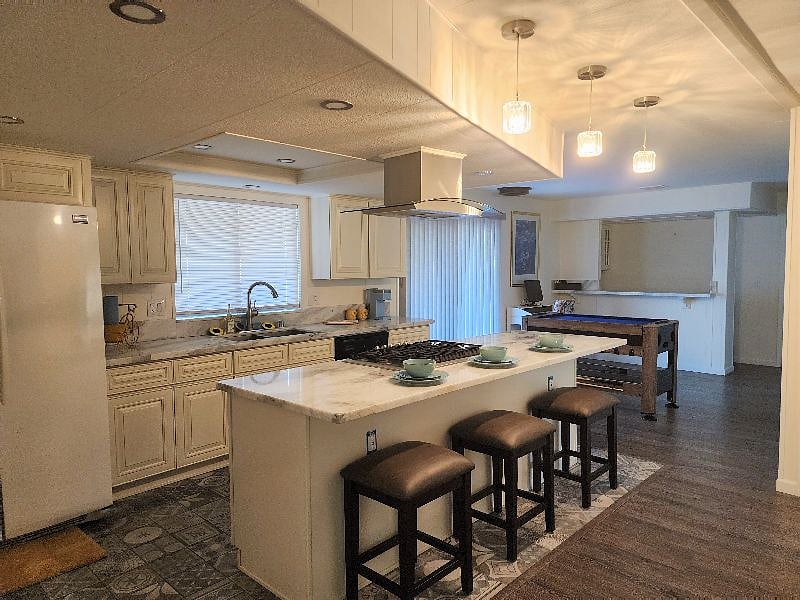 Informal breakfast bar with custom upgrades