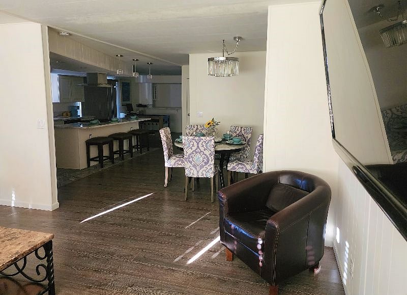 Open floor plan with optional seating arrangements