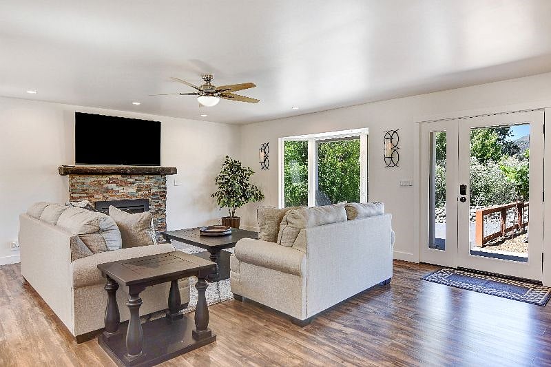 Furnished Finder property 575880_1 photo 7