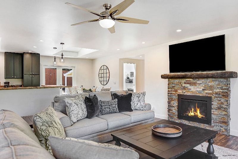 Gsr Fireplace