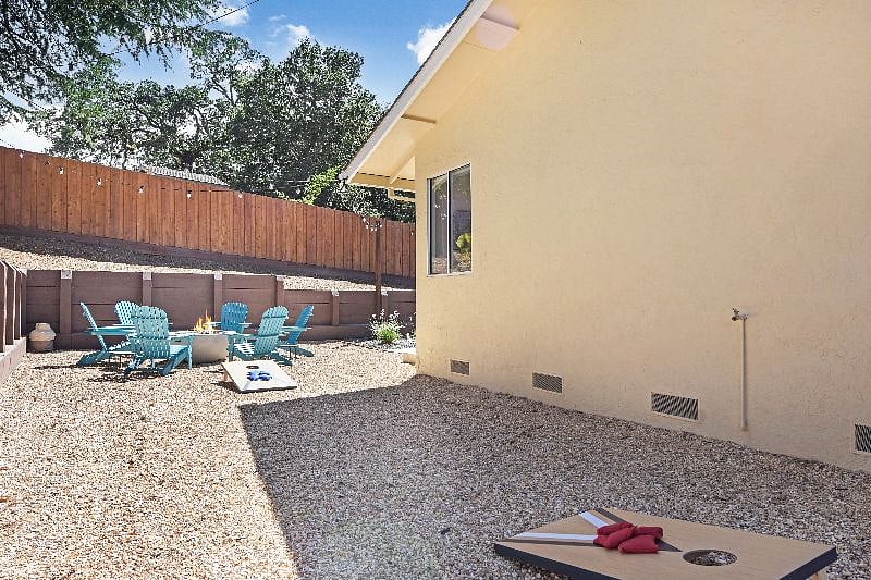 Furnished Finder property 575880_1 photo 29