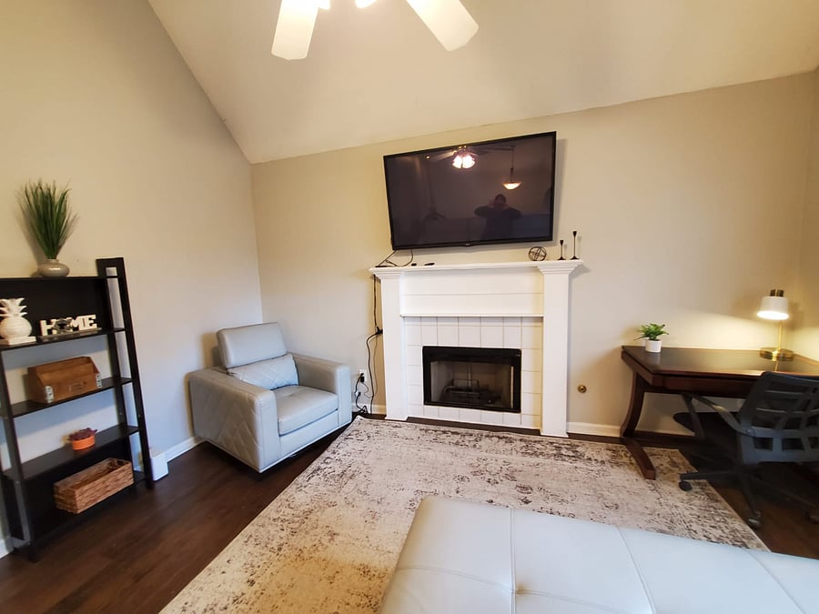 Furnished Finder property 575920_1 photo 31