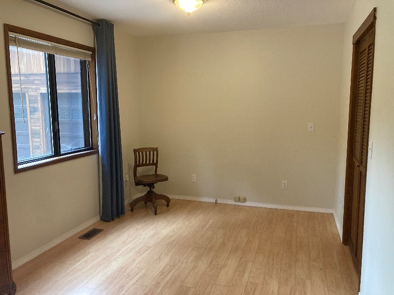 Space in bedroom for your desk, yoga mat or stationary bike or your day bed.