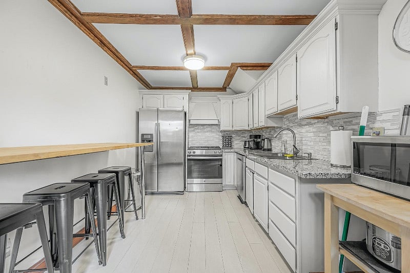 Furnished Finder property 575947_1 photo 2