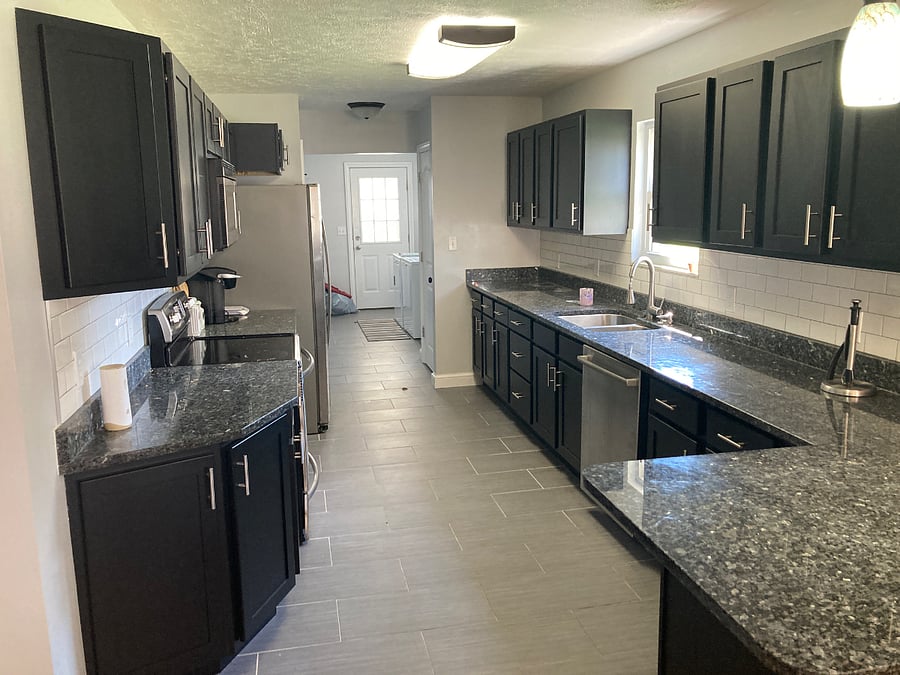 Furnished Finder property 575963_1 photo 12