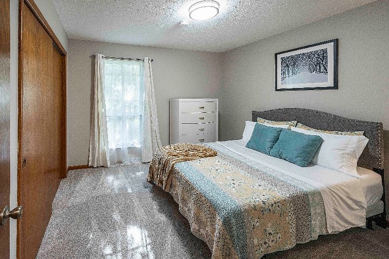 Furnished Finder property 575976_1 photo 15