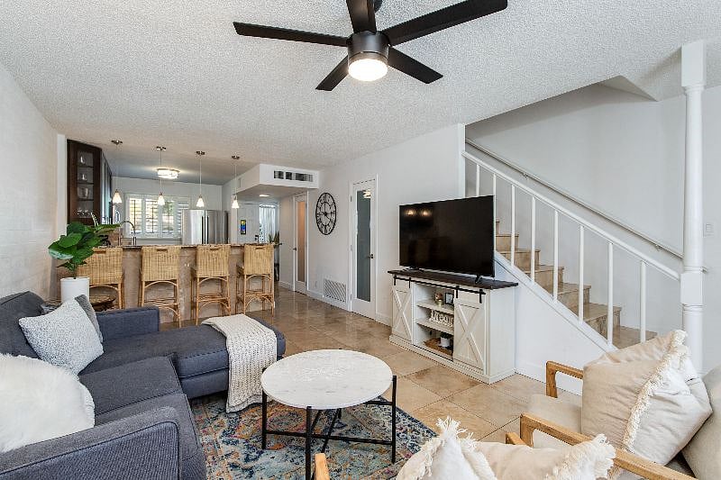Furnished Finder property 575978_1 photo 4