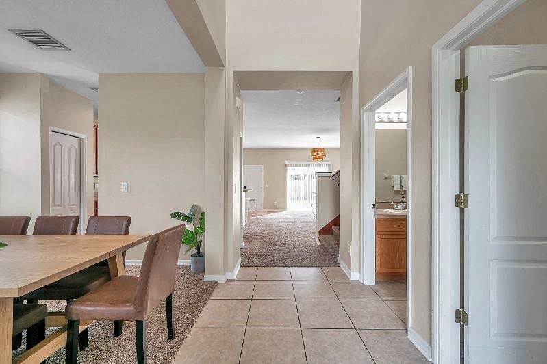 Furnished Finder property 575984_1 photo 13