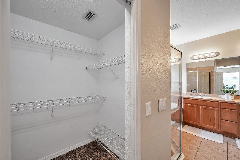 Furnished Finder property 575984_1 photo 37