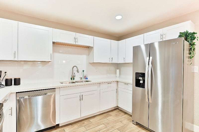 Furnished Finder property 575999_1 photo 12
