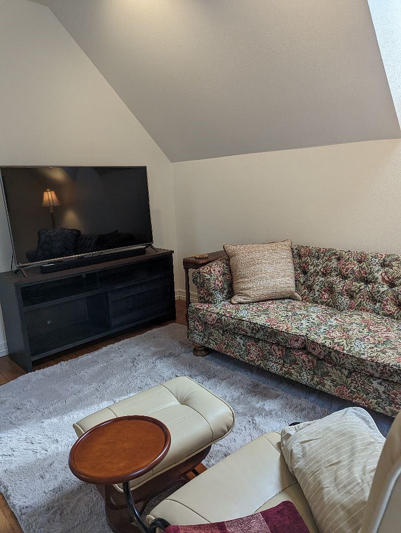 Furnished Finder property 576044_1 photo 9