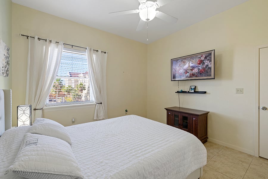 Furnished Finder property 576051_1 photo 21