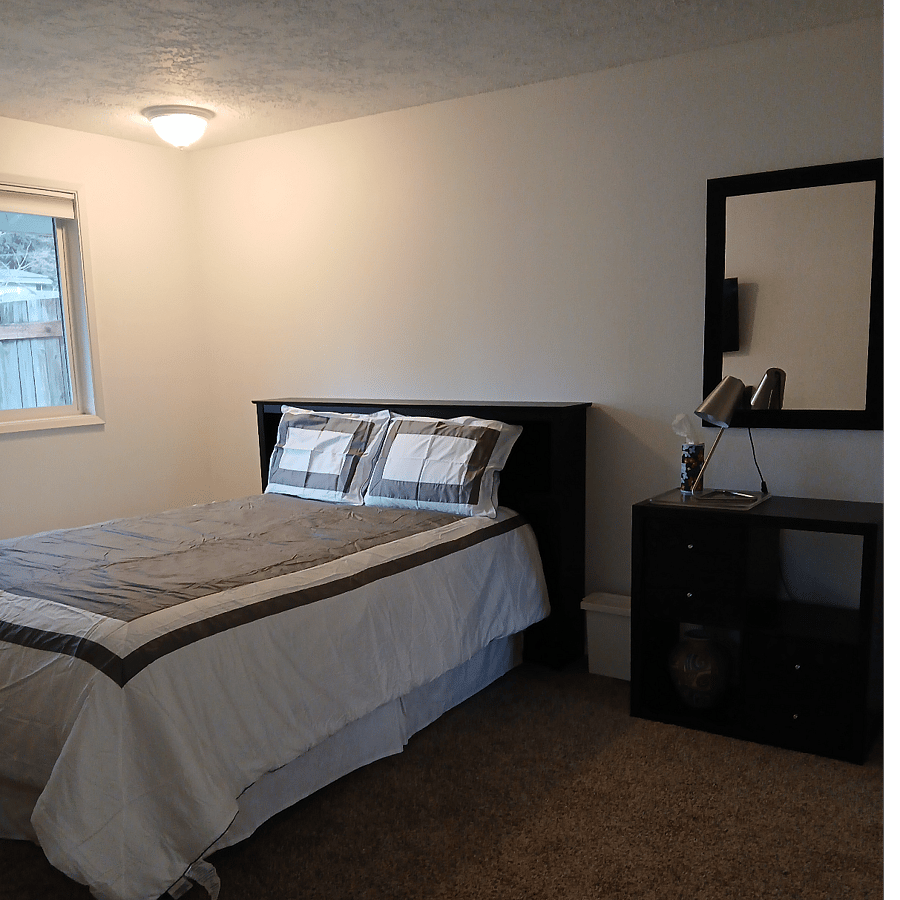 Furnished Finder property 576071_1 photo 22
