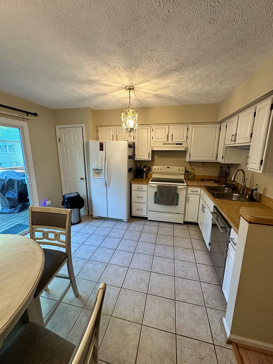 Furnished Finder property 576073_1 photo 8