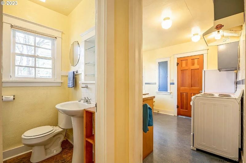 Furnished Finder property 576078_1 photo 12