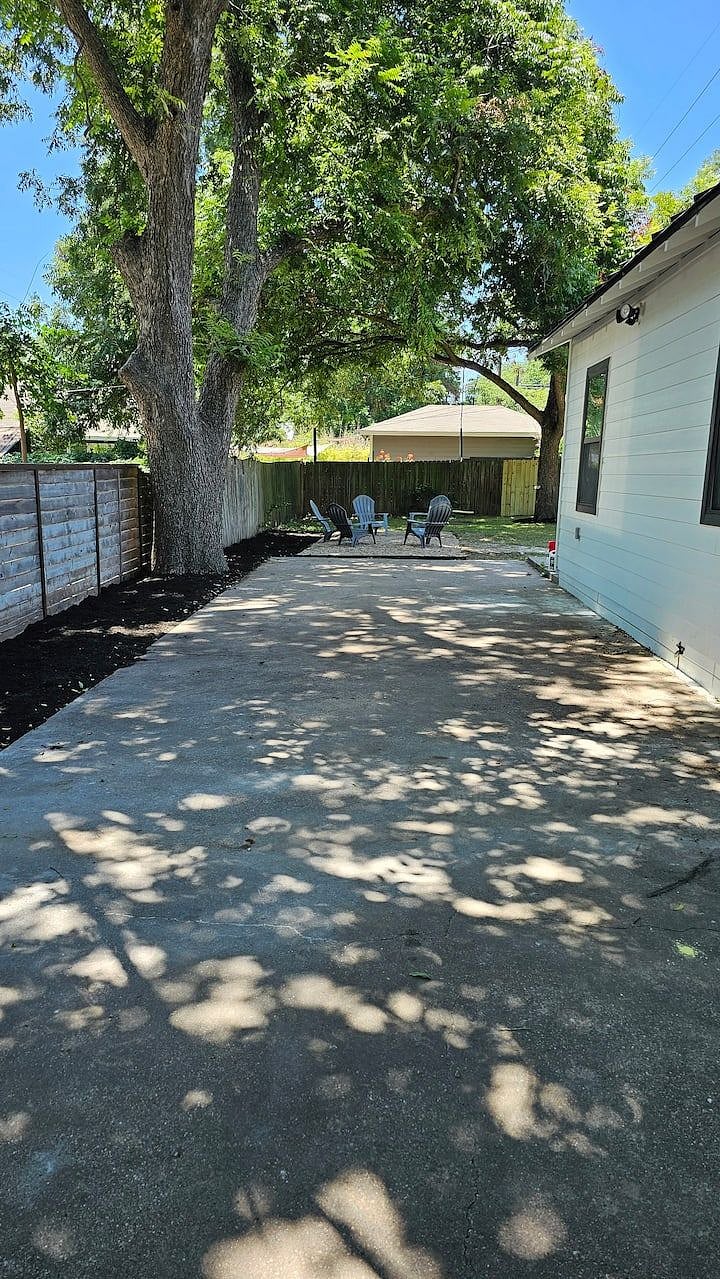 Furnished Finder property 576080_1 photo 12