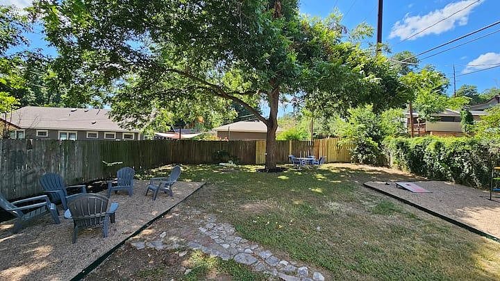 Furnished Finder property 576080_1 photo 18