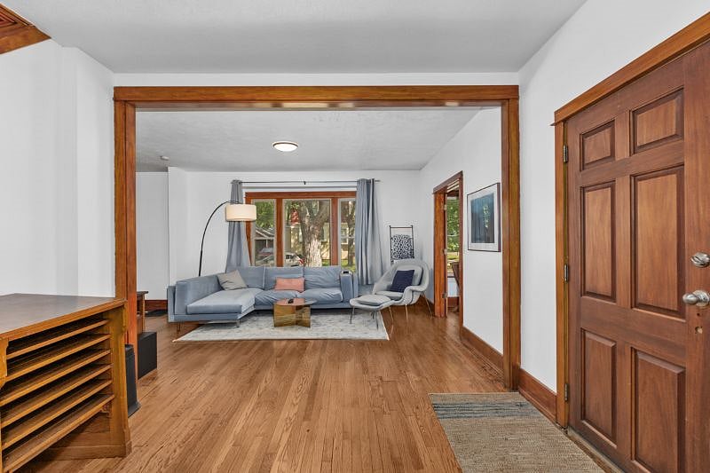 Furnished Finder property 576082_1 photo 4