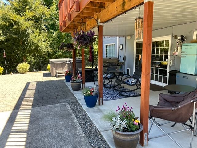 Furnished Finder property 576093_1 photo 3