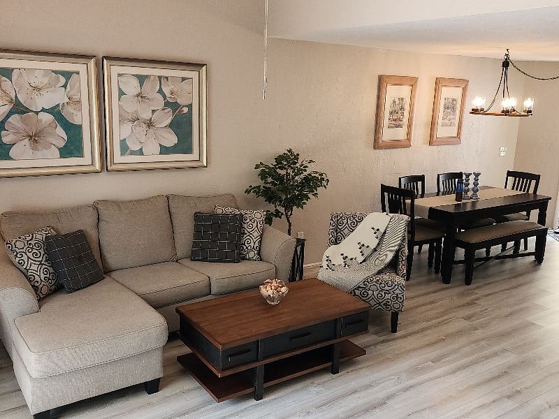 Furnished Finder property 576137_1 photo 4