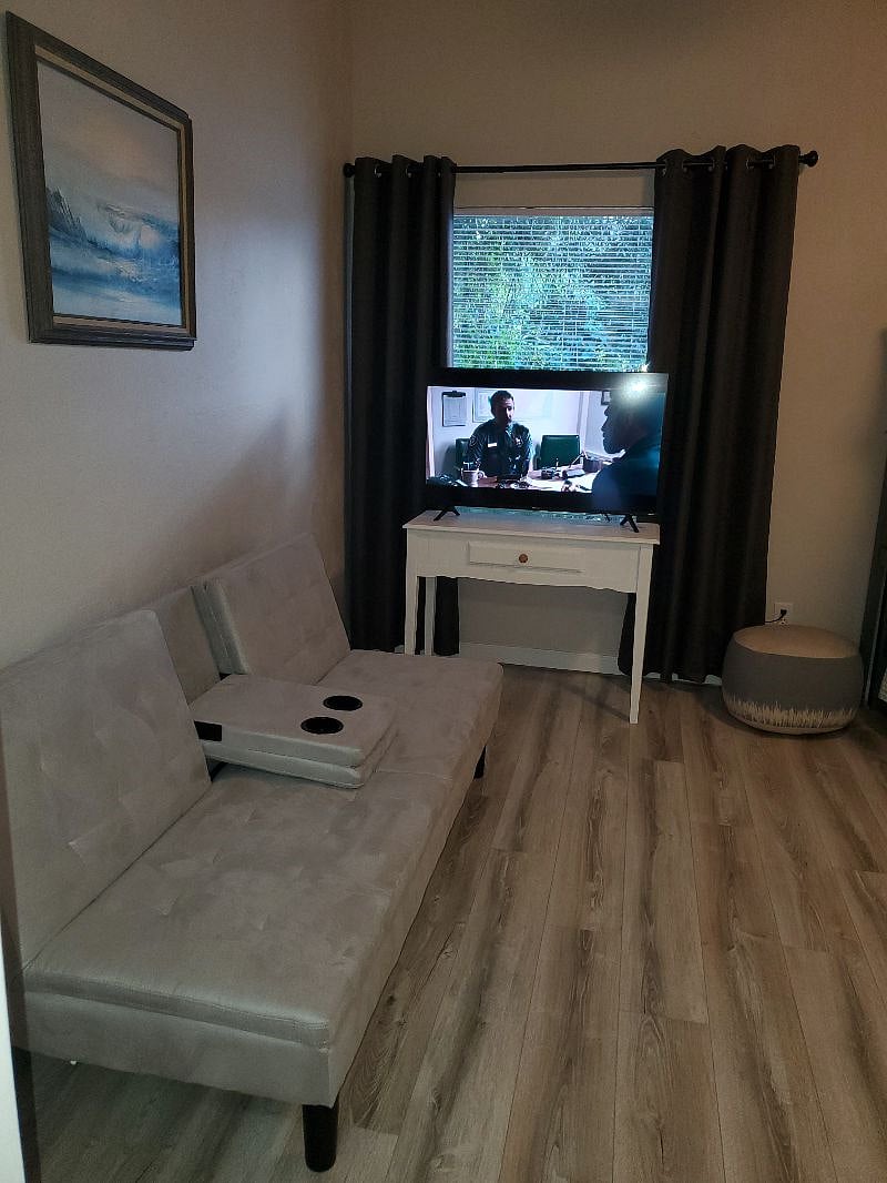 Furnished Finder property 576137_1 photo 11