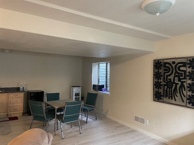 Dinette & office space 