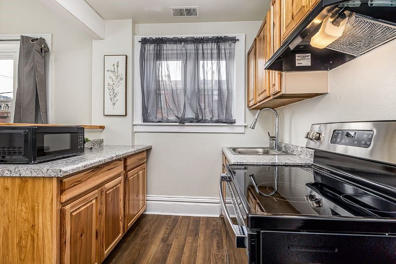 Furnished Finder property 576241_1 photo 12