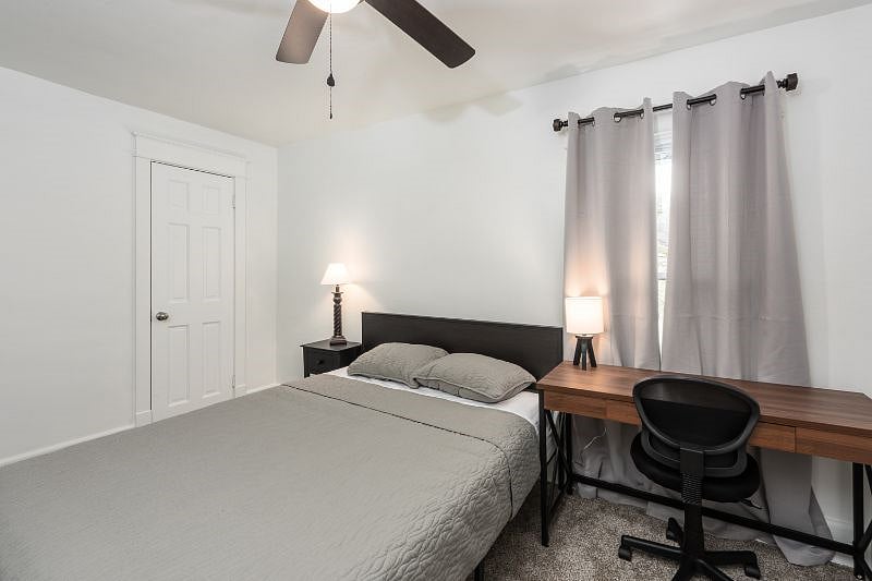 Furnished Finder property 576298_1 photo 13
