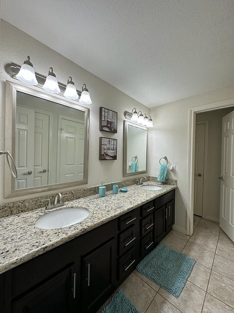 Furnished Finder property 576307_1 photo 6